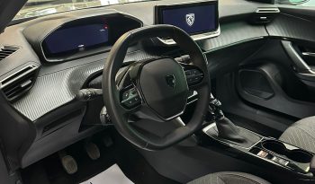 Peugeot 2008 Allure 2025 pieno