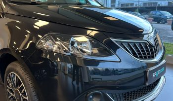 LANCIA YPSILON HYBRID PLATINO 70CV – TOP DI GAMMA – 2024 pieno