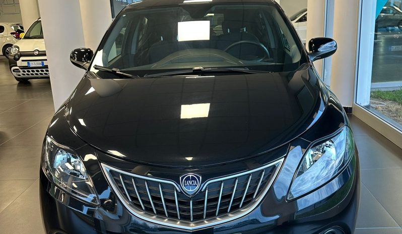 LANCIA YPSILON HYBRID PLATINO 70CV – TOP DI GAMMA – 2024 pieno