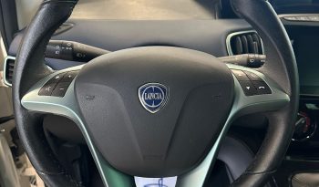 LANCIA YPSILON HYBRID PLATINO – UFFICIALE FIAT ITALIA pieno
