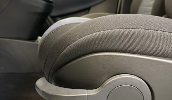 LANCIA YPSILON HYBRID PLATINO – UFFICIALE FIAT ITALIA pieno