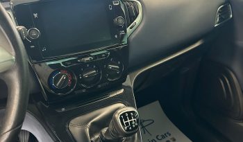 LANCIA YPSILON HYBRID PLATINO – UFFICIALE FIAT ITALIA pieno