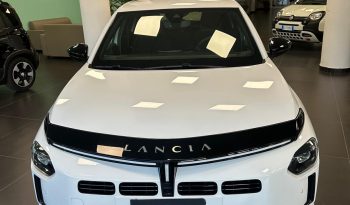 NUOVA YPSILON HYBRID AUTOMATICA LX – MODELLO 2025 pieno