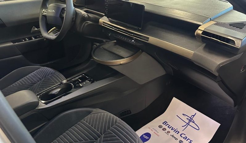 NUOVA YPSILON HYBRID AUTOMATICA LX – MODELLO 2025 pieno