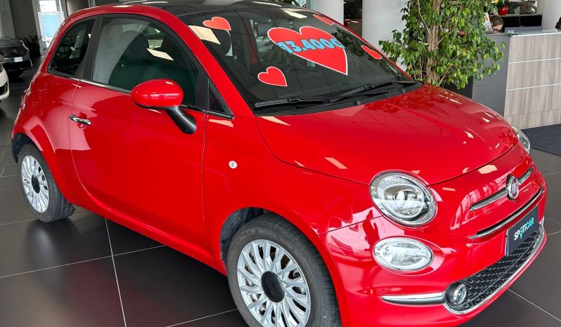 È AMORE AL PRIMO SGUARDO pieno