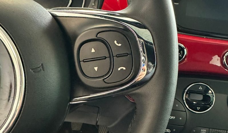 È AMORE AL PRIMO SGUARDO pieno