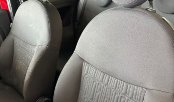 È AMORE AL PRIMO SGUARDO pieno