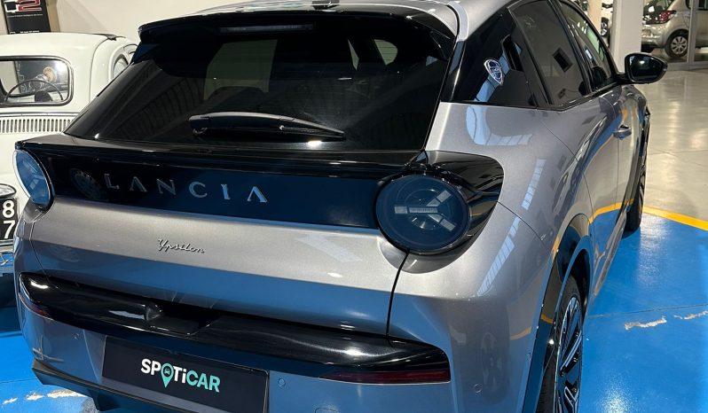 NUOVA LANCIA YPSILON LX HYBRID AUTOMATICA – FULL LED pieno