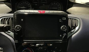 LANCIA YPSILON 70CV HYBRID – ELEGANZA & TECNOLOGIA pieno