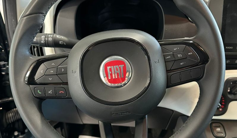 Colore Verde Foresta |  Versione Super Accessoriata pieno