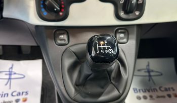 Colore Verde Foresta |  Versione Super Accessoriata pieno