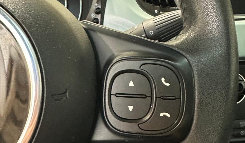 Fiat 500 Launch Edition Hybrid – Eleganza e Tecnologia Senza Tempo pieno