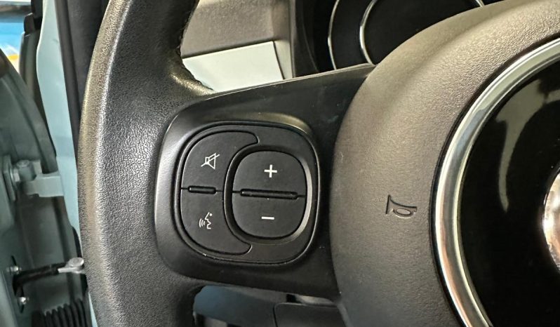 Fiat 500 Launch Edition Hybrid – Eleganza e Tecnologia Senza Tempo pieno