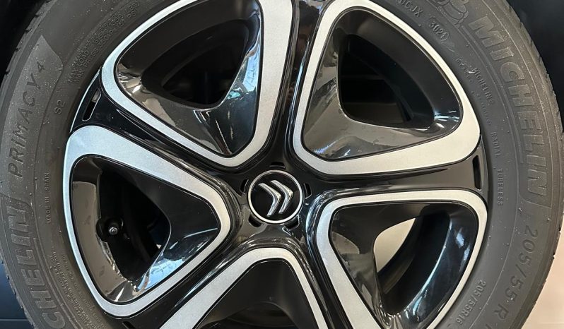 C3 PureTech Shine – Elegante, Economica e Subito Disponibile pieno