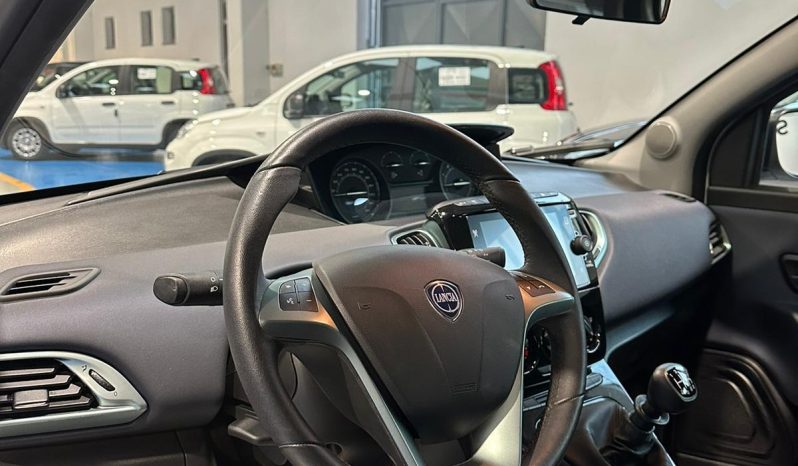 Lancia Ypsilon Hybrid Platino 2024 – Ultima Disponibile! pieno
