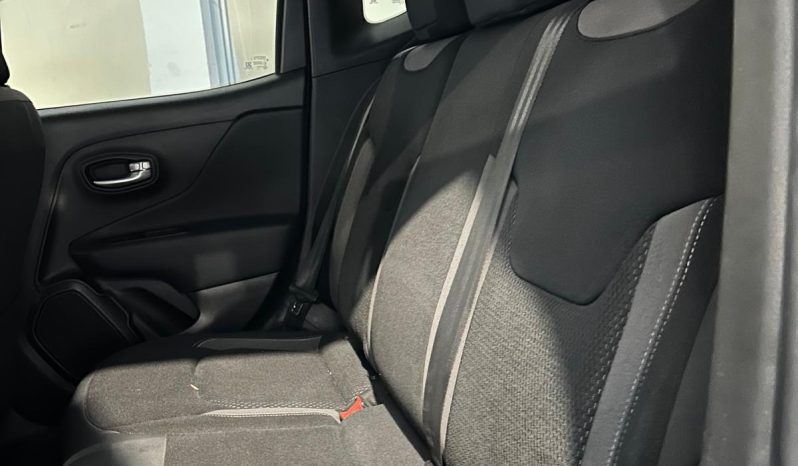 Jeep Renegade 1.5 Turbo Hybrid 130CV Limited – Eleganza e Prestazioni! pieno