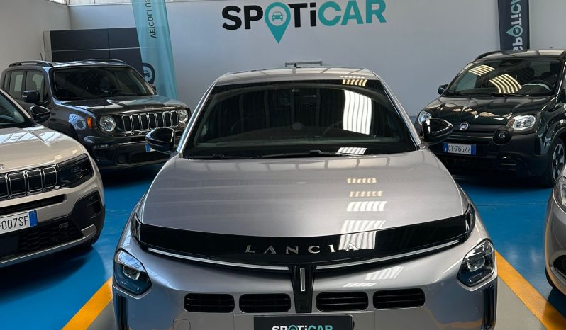 Nuova Lancia Ypsilon LX Hybrid Automatica – OFFERTA €17.900! pieno