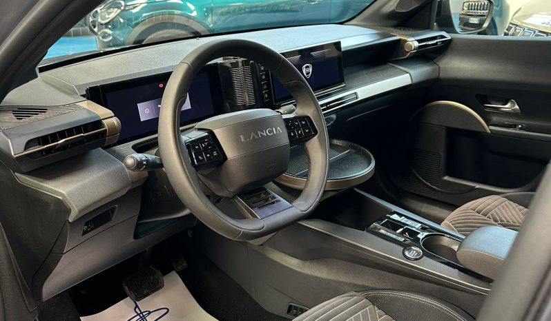 Nuova Lancia Ypsilon LX Hybrid Automatica – OFFERTA €17.900! pieno