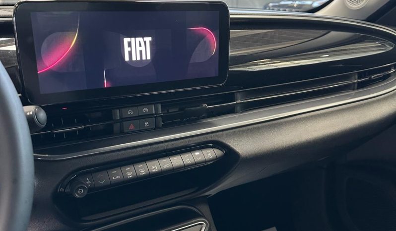 Vettura pronta per qualsiasi prova e visione pieno