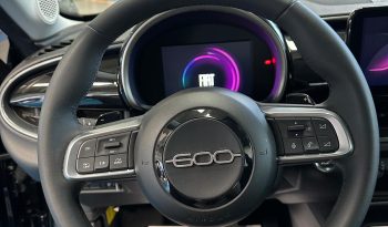 Vettura pronta per qualsiasi prova e visione pieno