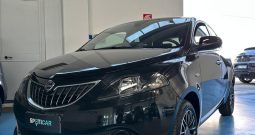 Lancia Ypsilon Hybrid Platino 2024 – Top di Gamma