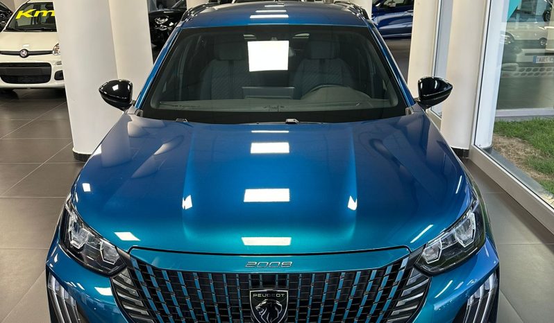 Peugeot 2008 1.2 PureTech 100CV Allure Pack LED Sensori Ant/Post 2025 pieno