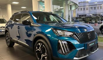 Peugeot 2008 1.2 PureTech 100CV Allure Pack LED Sensori Ant/Post 2025 pieno