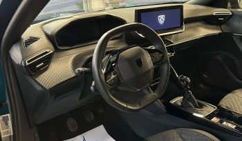 Peugeot 2008 1.2 PureTech 100CV Allure Pack LED Sensori Ant/Post 2025 pieno