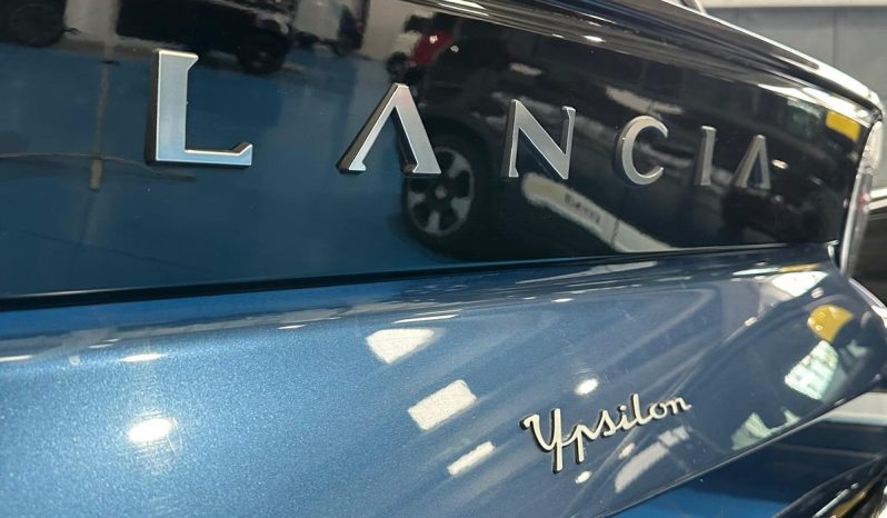 🔥 Lancia Ypsilon LX Hybrid 100CV Automatica 2025 | Blu Lancia Tetto Nero pieno