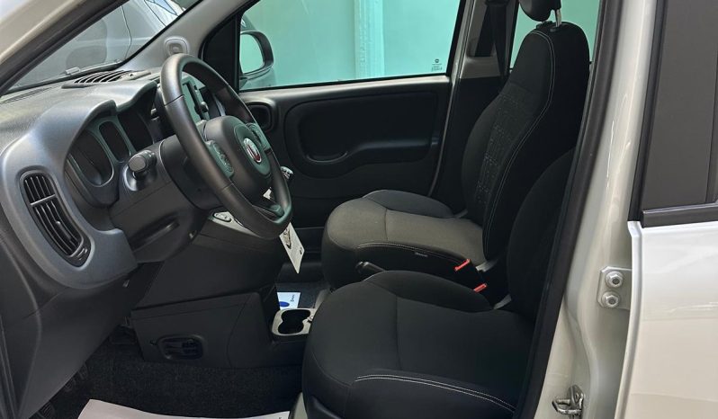 Panda Cross Hybrid: Offerta Imperdibile! pieno