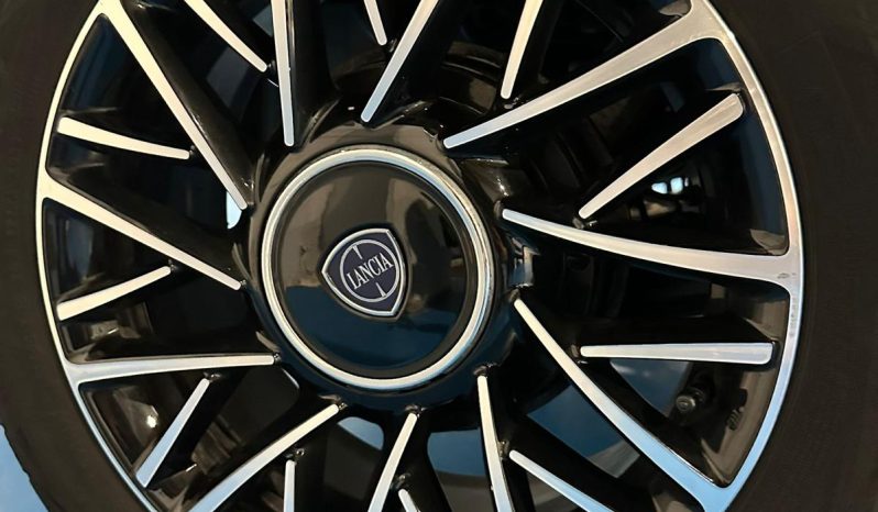 Lancia Ypsilon Hybrid – Full Optional pieno