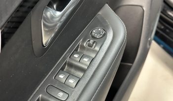 208 Allure Pack – Full LED & 8.000 KM pieno