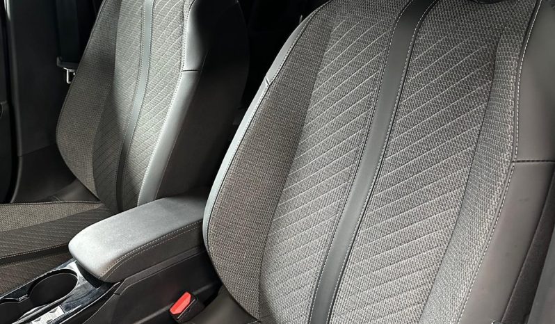 208 Allure Pack – Full LED & 8.000 KM pieno