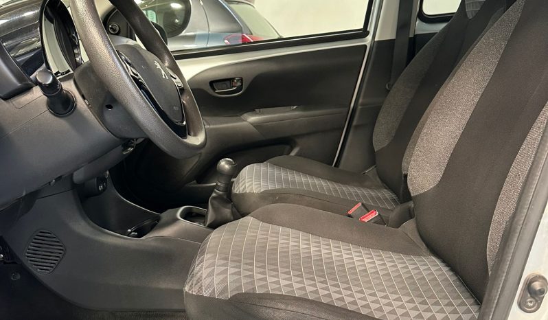 Peugeot 108 1.0 VTi 72 CV Active – OK Neopatentati, Bassi Consumi pieno