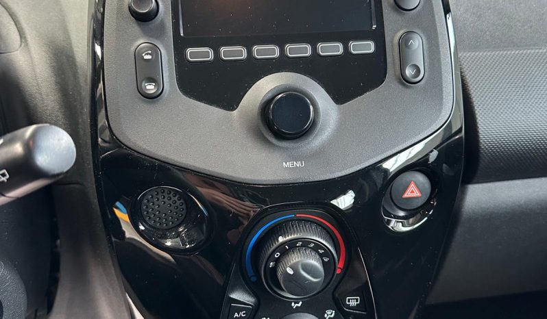 Citroën C1 Feel 1.0 VTi 72 CV 2019 – OK Neopatentati, Bassi Consumi pieno