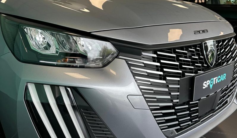Peugeot 208 1.2 PureTech 100 CV Allure Pack 2025 – Solo 6.000 KM pieno
