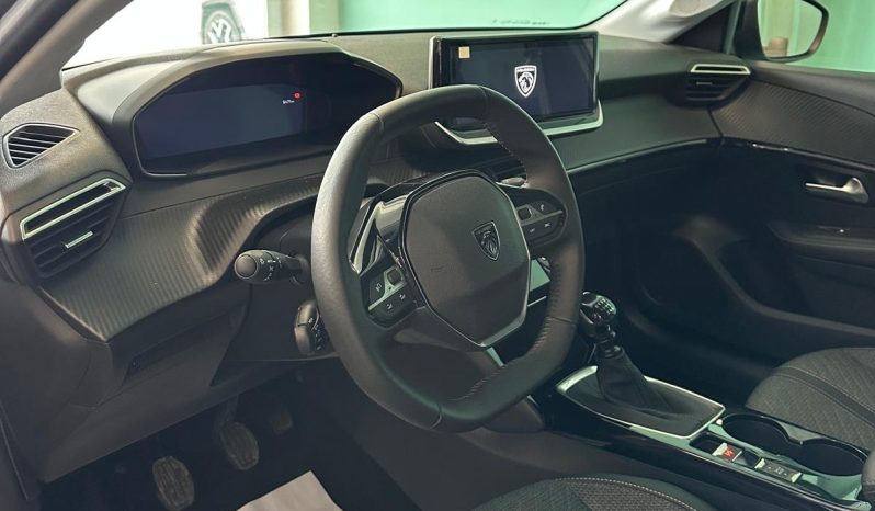 Peugeot 208 1.2 PureTech 100 CV Allure Pack 2025 – Solo 6.000 KM pieno