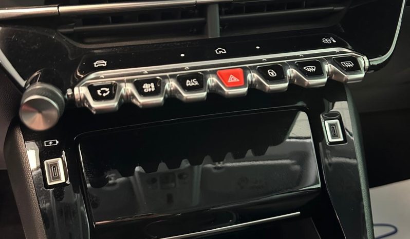 Peugeot 208 1.2 PureTech 100 CV Allure Pack 2025 – Solo 6.000 KM pieno