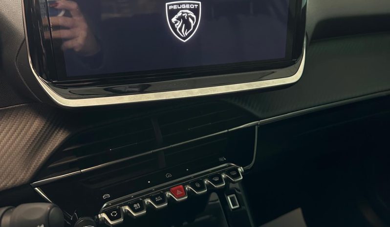 Peugeot 208 1.2 PureTech 100 CV Allure Pack 2025 – Solo 6.000 KM pieno