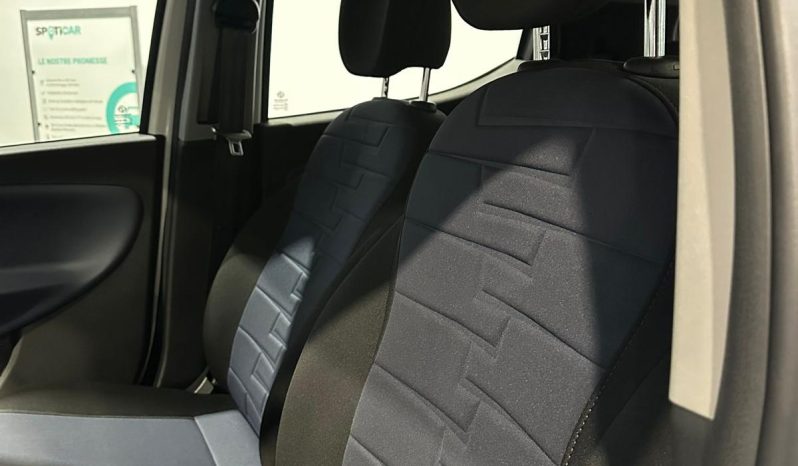 Lancia Ypsilon Hybrid Platino 2024 – Top di Gamma pieno