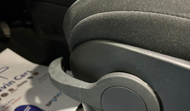 Lancia Ypsilon Hybrid Platino 2024 – Top di Gamma pieno