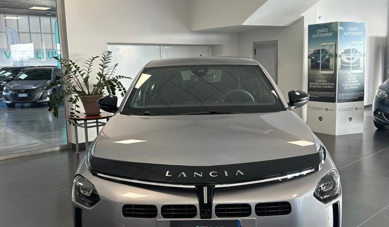 Nuova Lancia Ypsilon LX 2025 – Automatica, Hybrid, Top di Gamma pieno