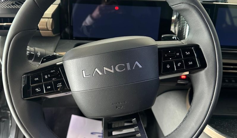 Nuova Lancia Ypsilon LX 2025 – Automatica, Hybrid, Top di Gamma pieno