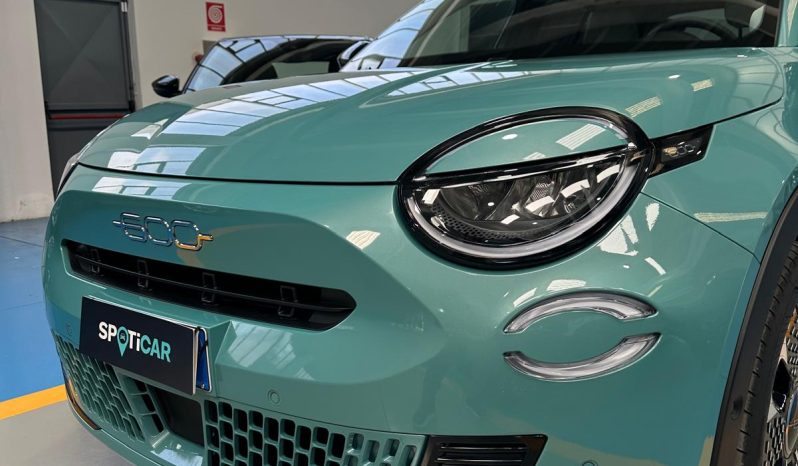 Fiat 600 La Prima 1.2 Hybrid 110 CV – Azzurro Acqua, Full Optional pieno