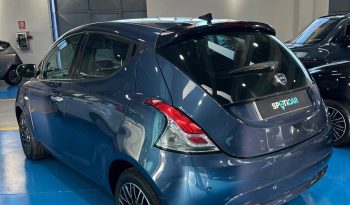 Lancia Ypsilon 1.0 Hybrid 70 CV – Platino 2024, Super Accessoriata pieno