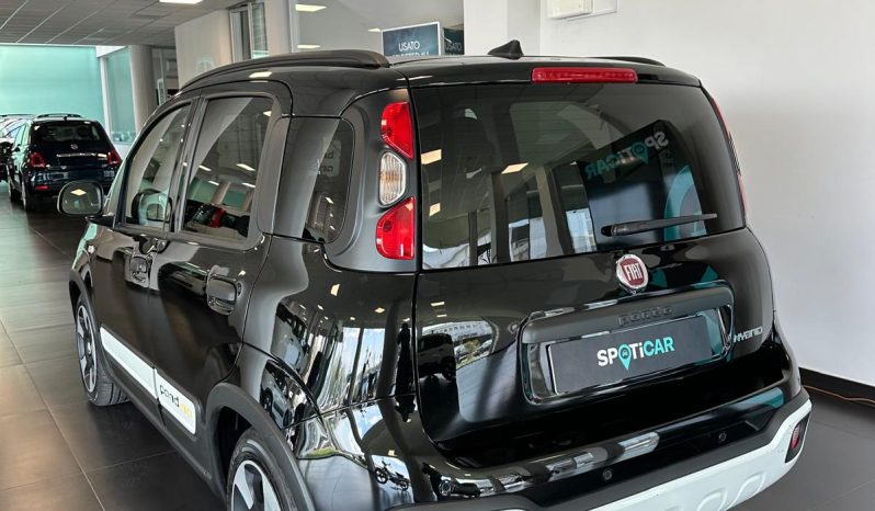 Fiat Pandina Cross Hybrid – Tecnologia, Comfort e Bassi Consumi pieno