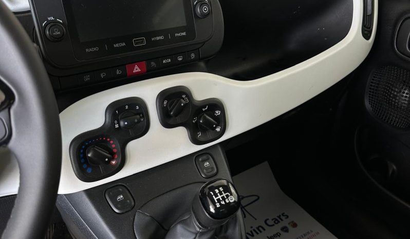 Fiat Pandina Cross Hybrid – Tecnologia, Comfort e Bassi Consumi pieno