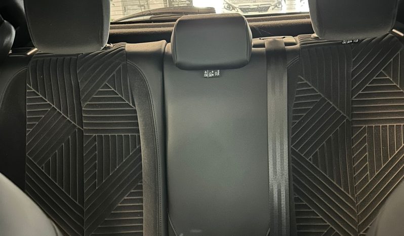 Lancia Ypsilon LX Hybrid Automatica – Eleganza e Tecnologia Premium pieno