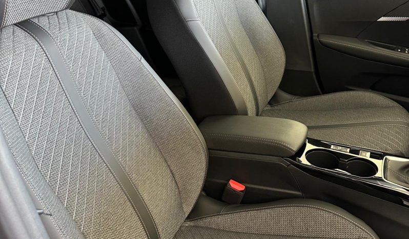 Peugeot 208 Allure Pack 2025 – Stile Moderno e Guida Dinamica pieno