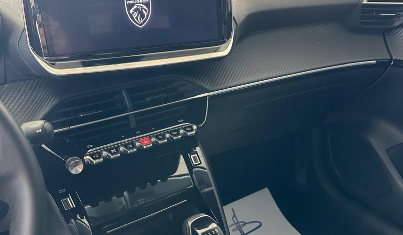 Peugeot 208 Allure Pack 2025 – Stile Moderno e Guida Dinamica pieno